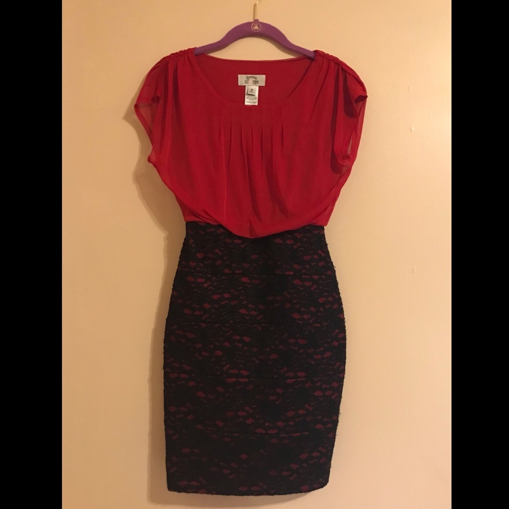 Sweet storm red and black formal dress